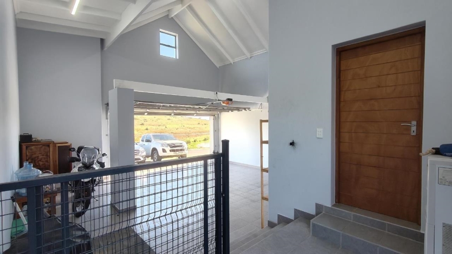 4 Bedroom Property for Sale in Outeniquabosch Western Cape